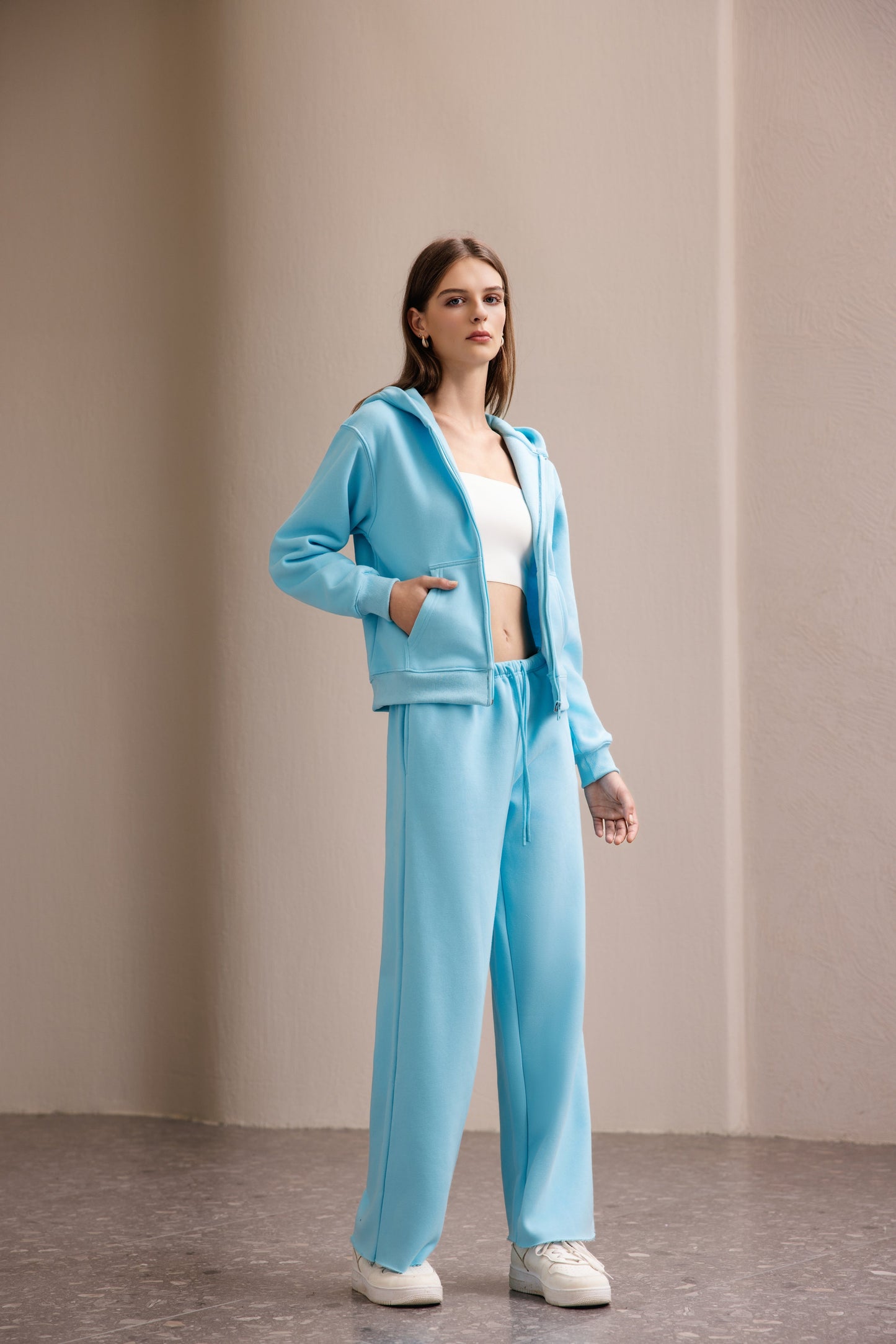 2507 Essential Zip Hoodie