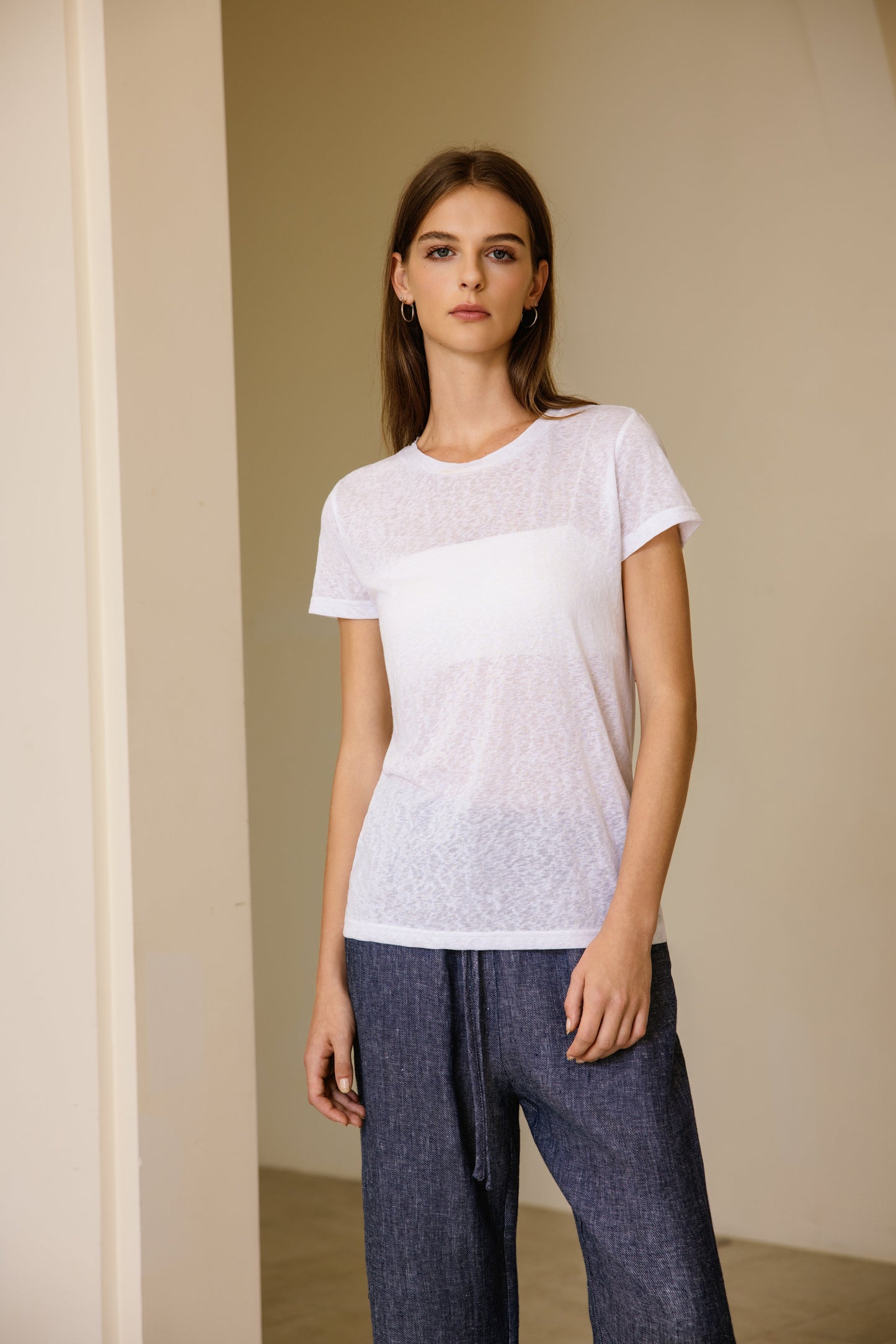 25192R Short-sleeved linen t-shirt round-neck