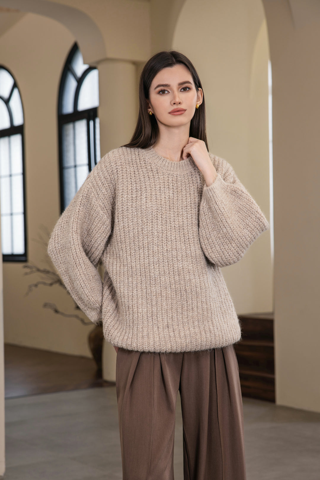 25226 Crewneck Sweater with Puff Sleeve