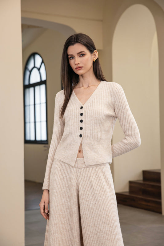 25235 Cropped V-neck Button-front Cardigan