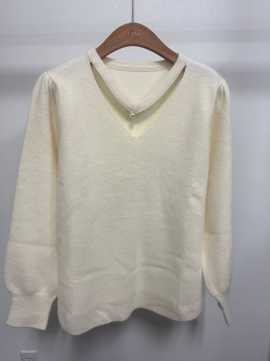 2645 Pearl-Accent Cutout V-Neck Sweater