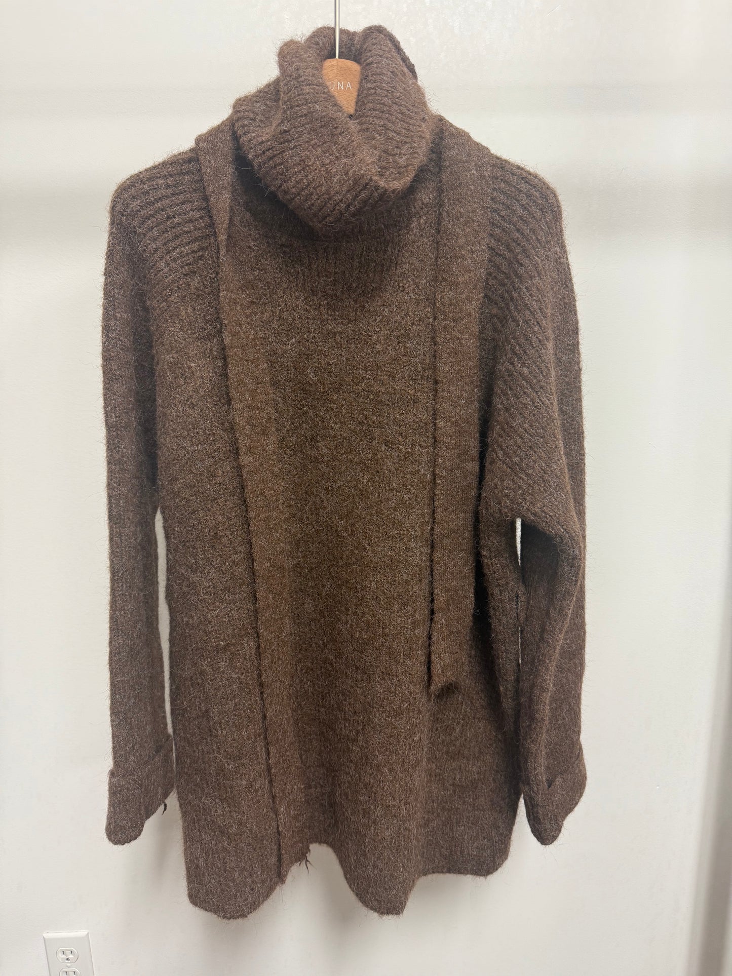 2646 Knit Turtleneck Sweater with Integrated Scarf