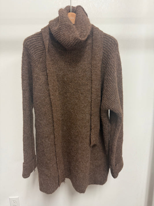 2646 Knit Turtleneck Sweater with Integrated Scarf